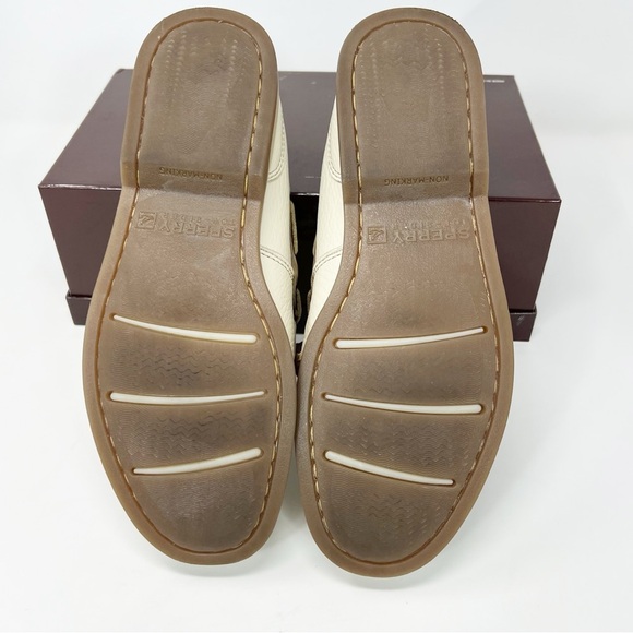 SPERRY leather classic boat shoes, white/cream and brown color - Picture 5 of 16